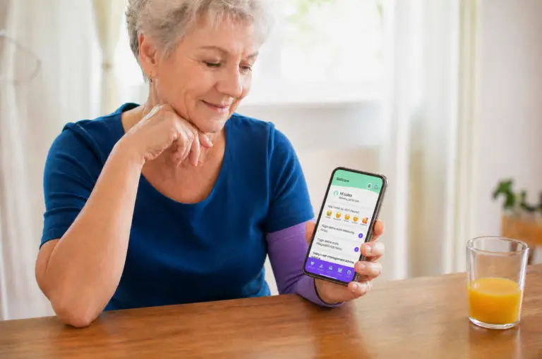 Patient with Ynone lymphoedema self-management app
